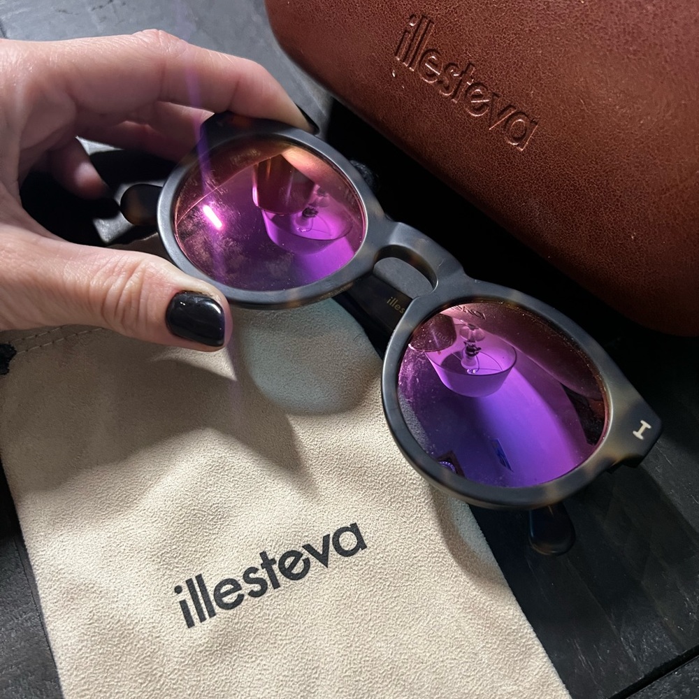 Illesteva Leonard sunglasses pink/ purple